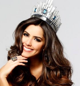 Nuestra Miss Universo, Paulina Vega, estudió Administración de Empresas en la Universidad Javeriana.