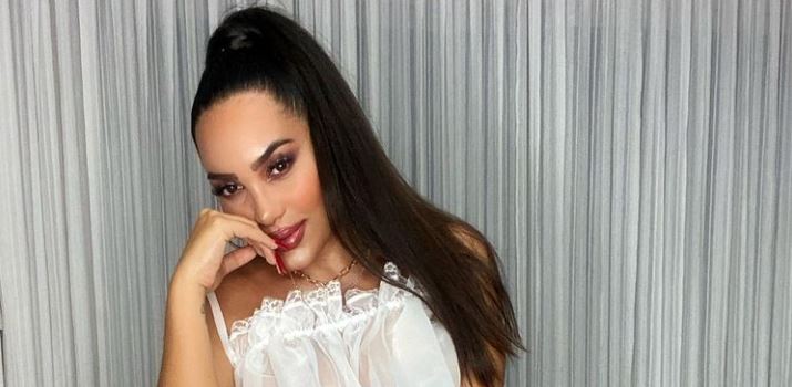 Sugestiva rutina de ejercicios de Andrea Valdiri puso a babear a sus seguidores