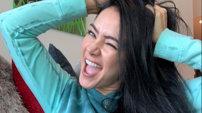 ¡Indignante! Actriz se burla de habitante de calle