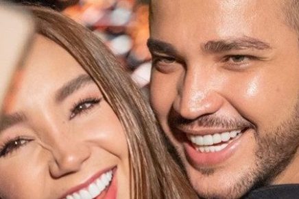 Paola Jara y Jessi Uribe se hacen un tatuaje juntos