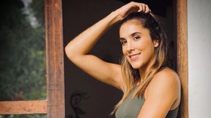 Daniela Ospina encendió las redes luciendo un diminuto bikini
