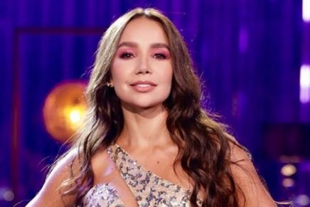 Paola Jara sacó su lado más romántico interpretando ‘Los consejos’ de Greeicy Rendón