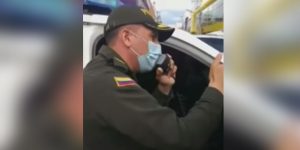Policía pide que se cuiden del coronavirus Foto captura video