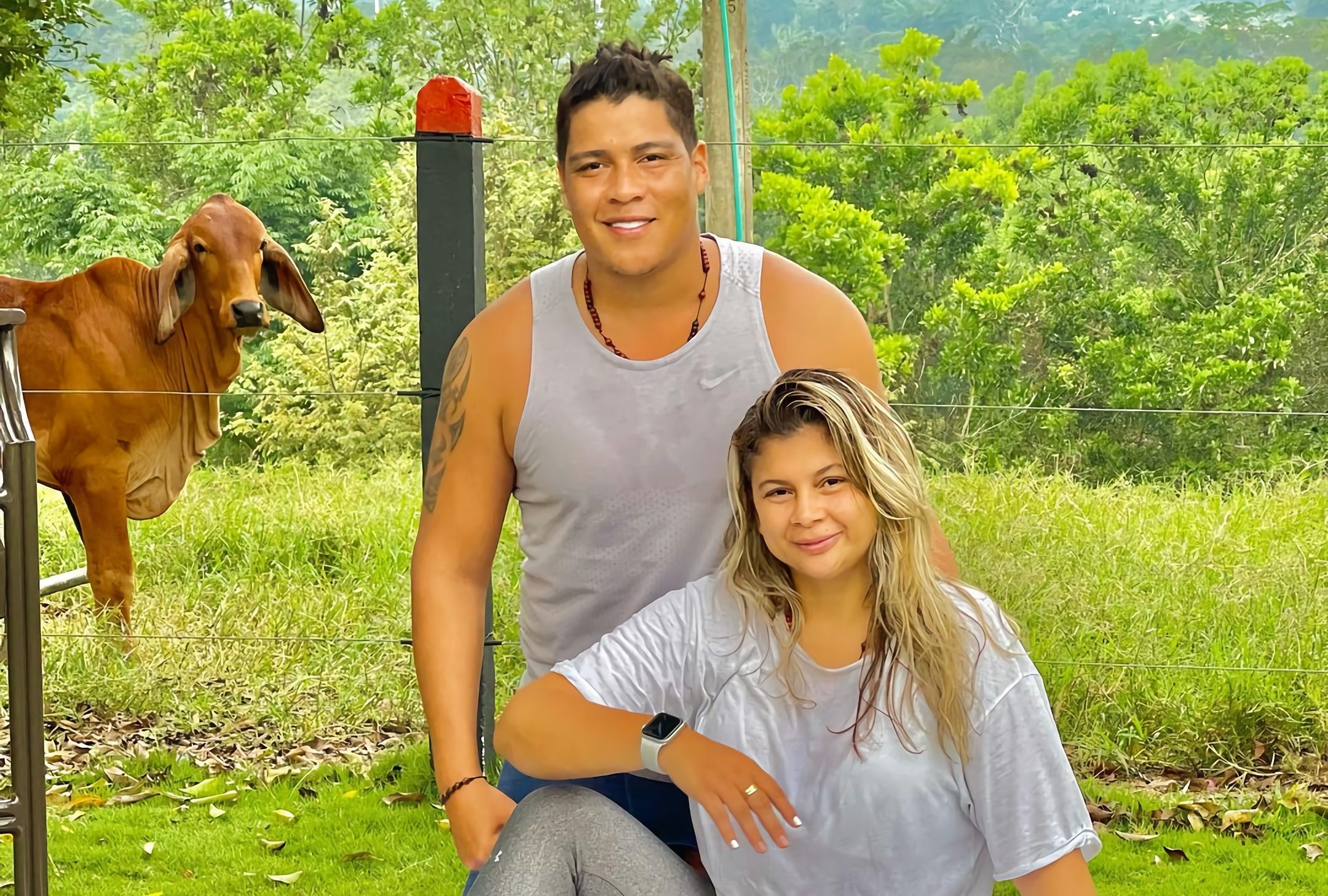 Abren investigación por posible irregularidad en vacunación de Rafa Pérez y su esposa