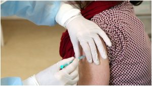 Vacunación para mayores de 55 años _ Foto de referencia_ Getty Images
