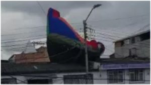 Inflable salió volando en Bogotá _ Foto_ captura video