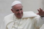 Papa Francisco se recupera de exitosa operación