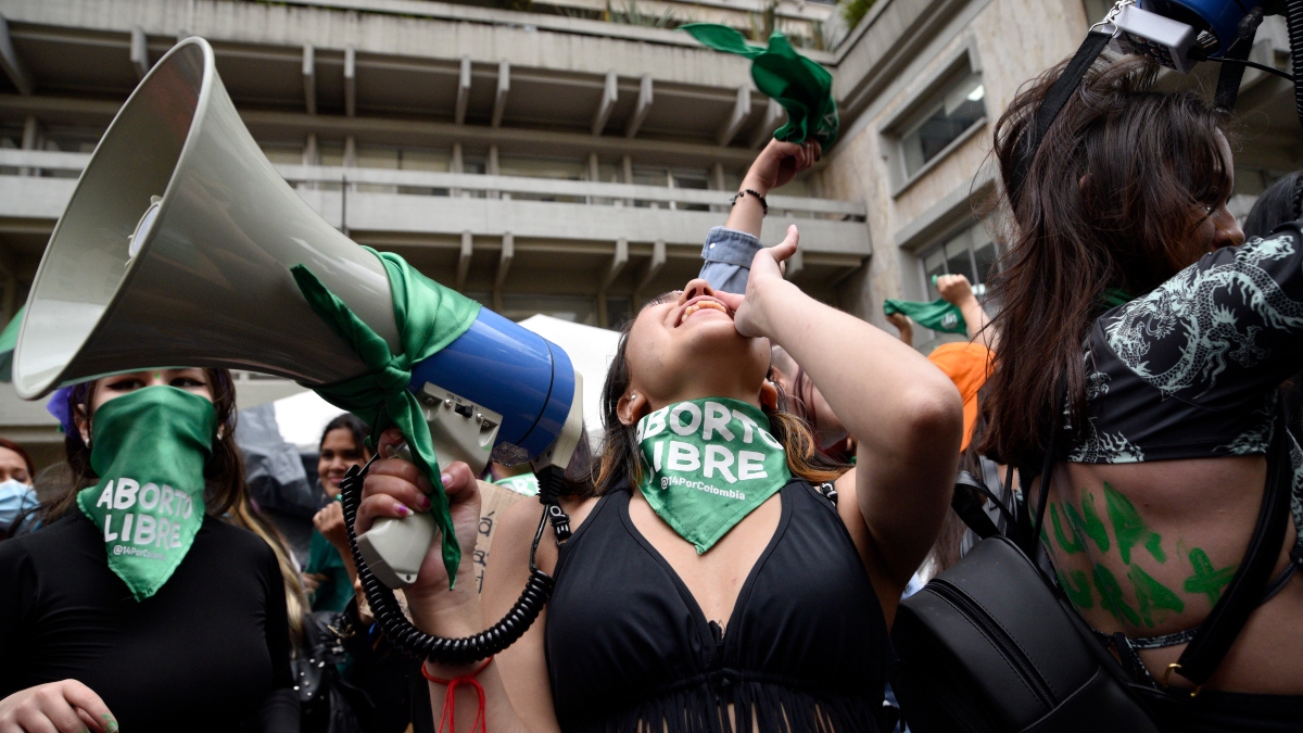 La decisión se aprobó con cinco votos a favor y cuatro en contra.