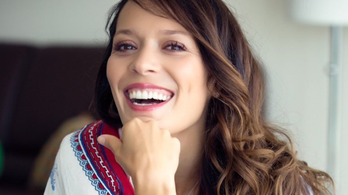 Carolina Acevedo mostró el detrás de cámara de una sensual sesión fotográfica