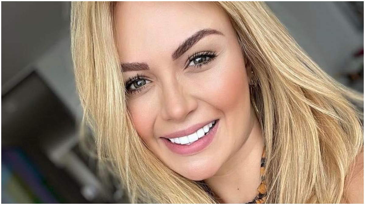 040322 Sara Uribe en bikini _ foto_ Instagram