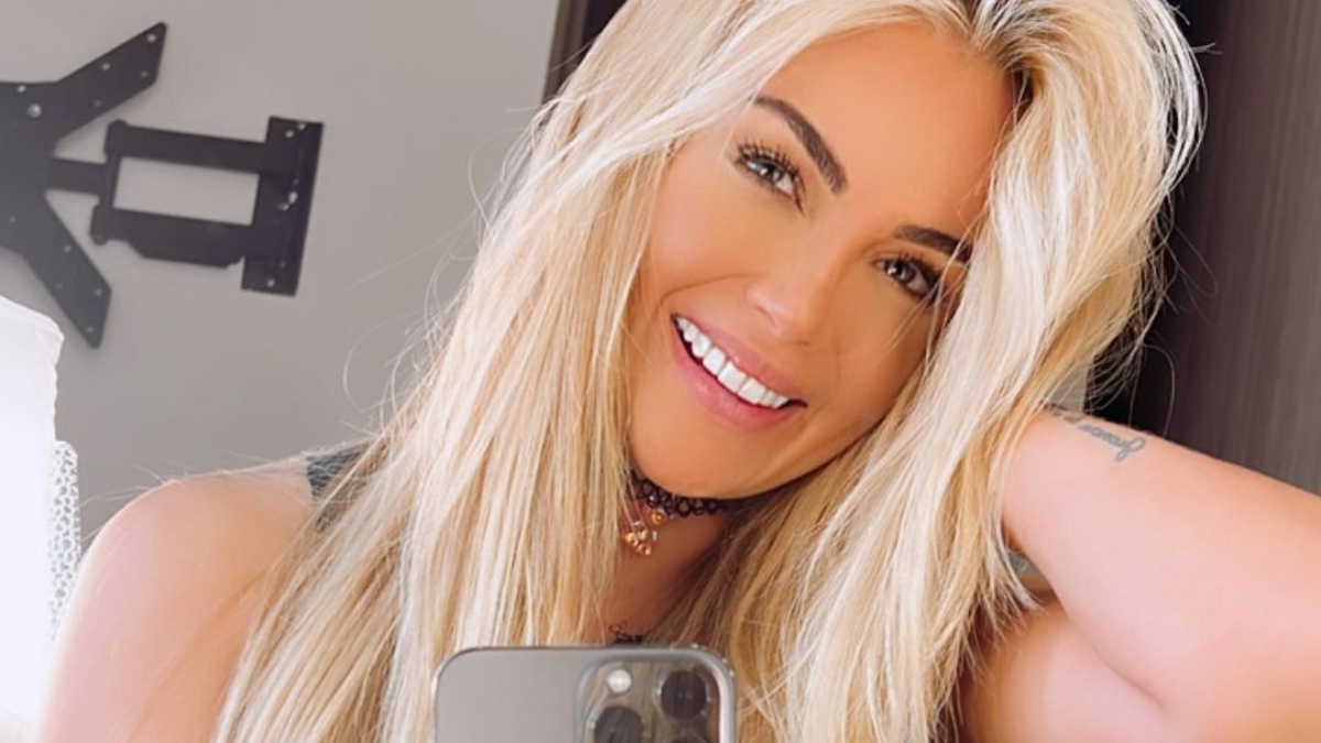 Con video en la ducha, Sara Uribe respondió si su cola es operada