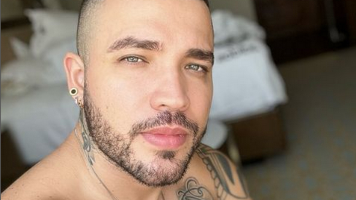 “Quién fuera almohada”, le dicen a Jessi Uribe por sugestiva foto sin ropa