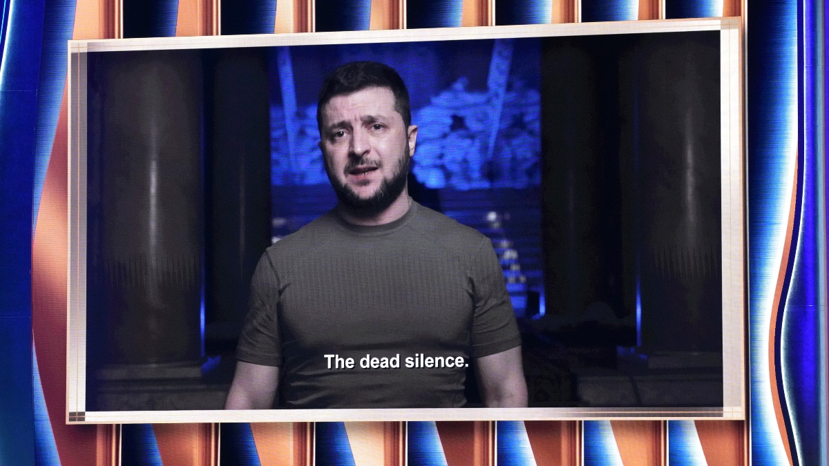 “Nuestros músicos utilizan chalecos antibalas”: Presidente de Ucrania en los Grammy