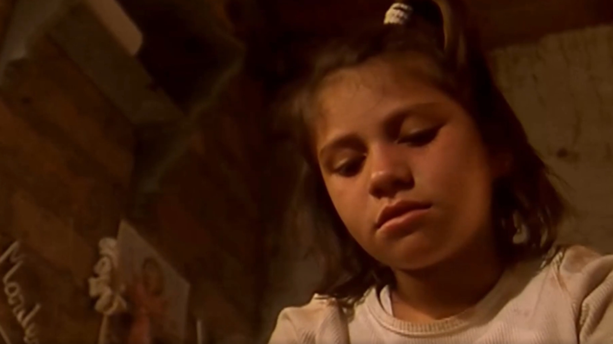 Así luce la niña de la famosa frase “me la mecatié en cositas” 25 años después