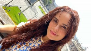 “Qué lunares tan sexys”, Ana Lucia Domínguez se robó la atención con nuevas selfies