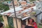 El invierno destruyó sus casas de dos familias en Bogotá