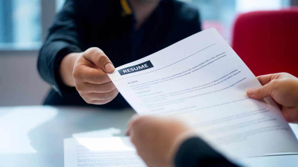 ¿Buscas empleo? En Bogotá se abrieron convocatorias y pagan un buen sueldo