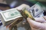 ¿Planeas viajar? El precio del dólar está por las nubes, llegó a $4.233