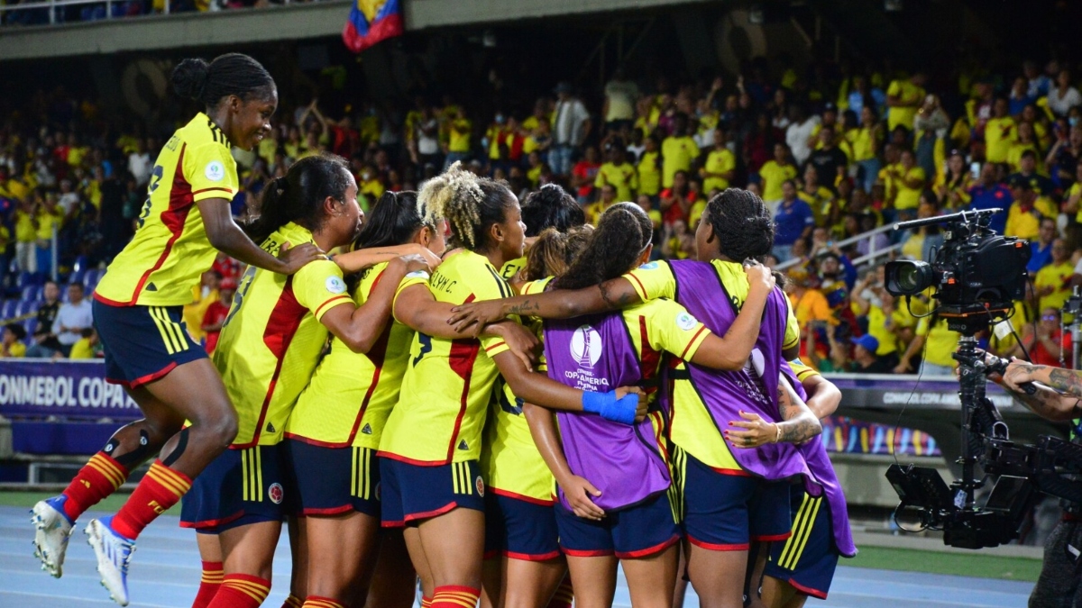 Fútbol femenino: ¿Resiliencia a pesar del poco apoyo?