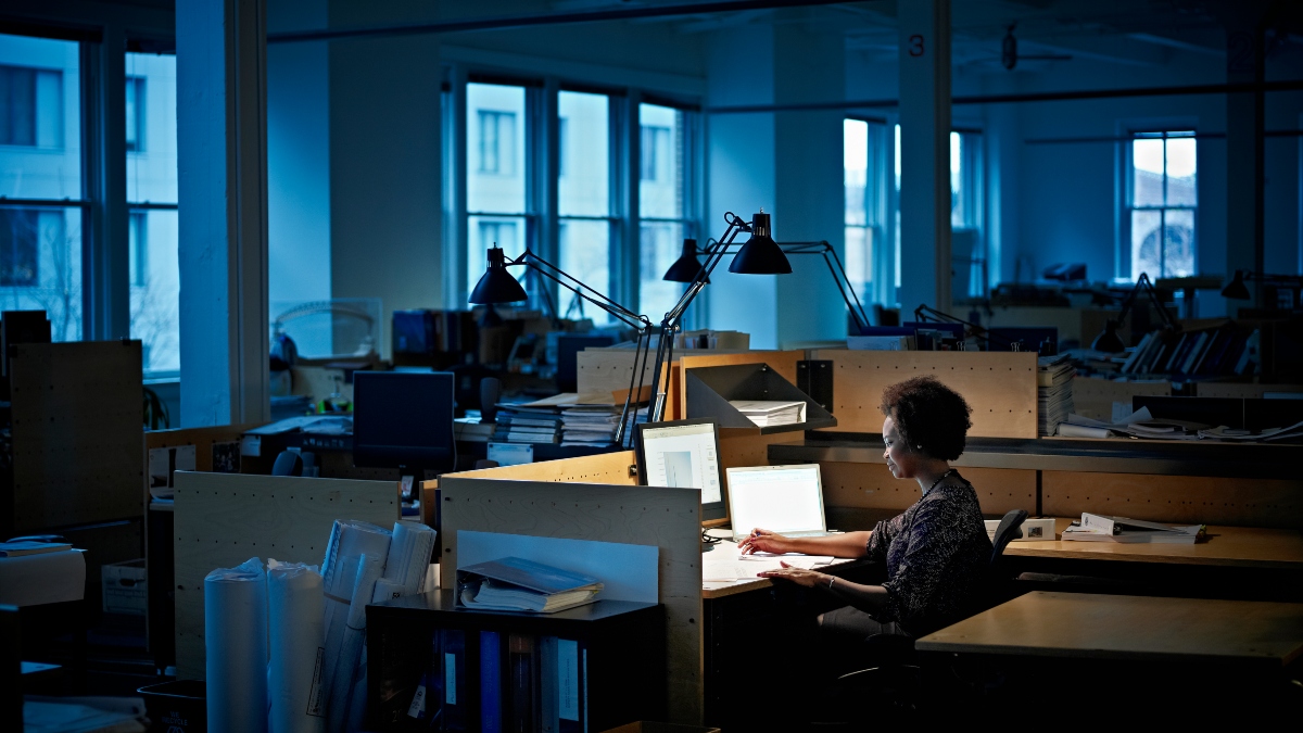 ¿Buenas noticias? Proponen que recargo nocturno sea desde las 6:00 p.m.