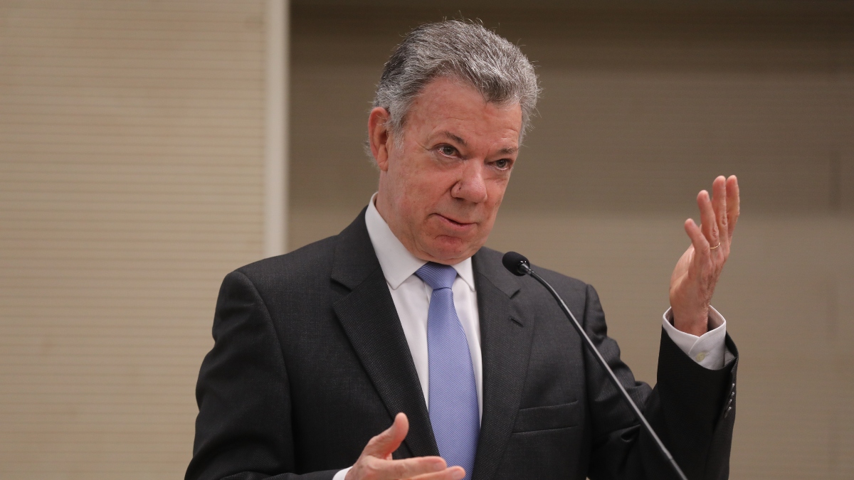 Está viviendo sabroso: Juan Manuel Santos posó sin camisa desde la playa