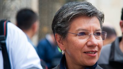 Claudia López 'cayó' de sorpresa a una obra en Bogotá: "¿Cómo vamos?"