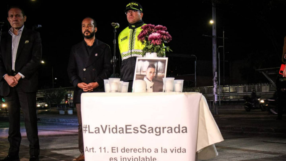 Joven asesinado en TransMilenio habría sido atacado por ser homosexual