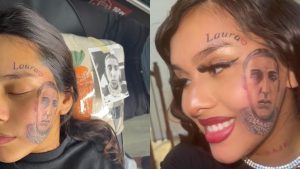 3 11 22 Mujer se tatuó el rostro de su exnovio