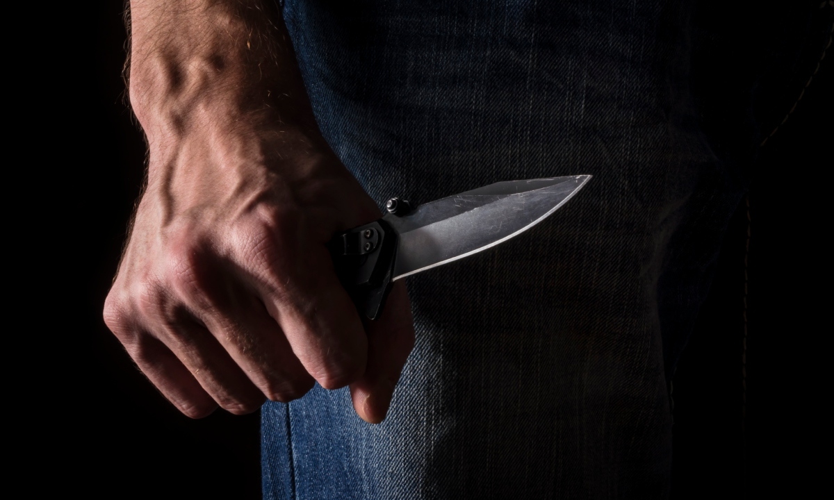 Hombre con un cuchillo, imagen de referencia. Foto: Getty Images.