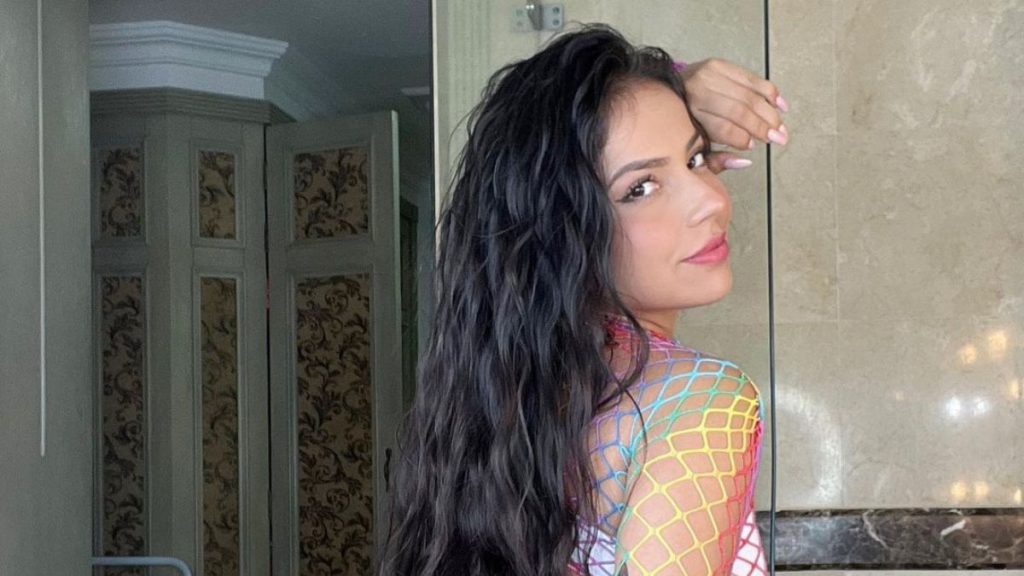 Aida Cortés retó la censura de Instagram con lencería transparente