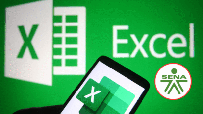 Ilustración de Microsoft Excel y de fondo el logo del SENA (Fotos vía COLPRENSA y Getty Images