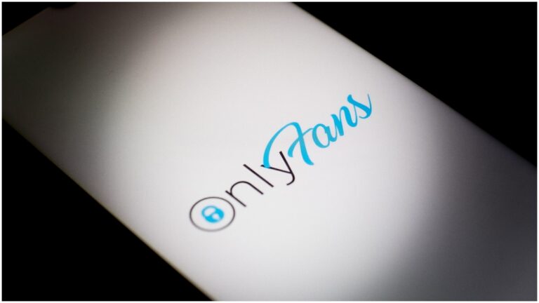 Dare Taylor, la joven que era princesa en Disney y ahora está en OnlyFans