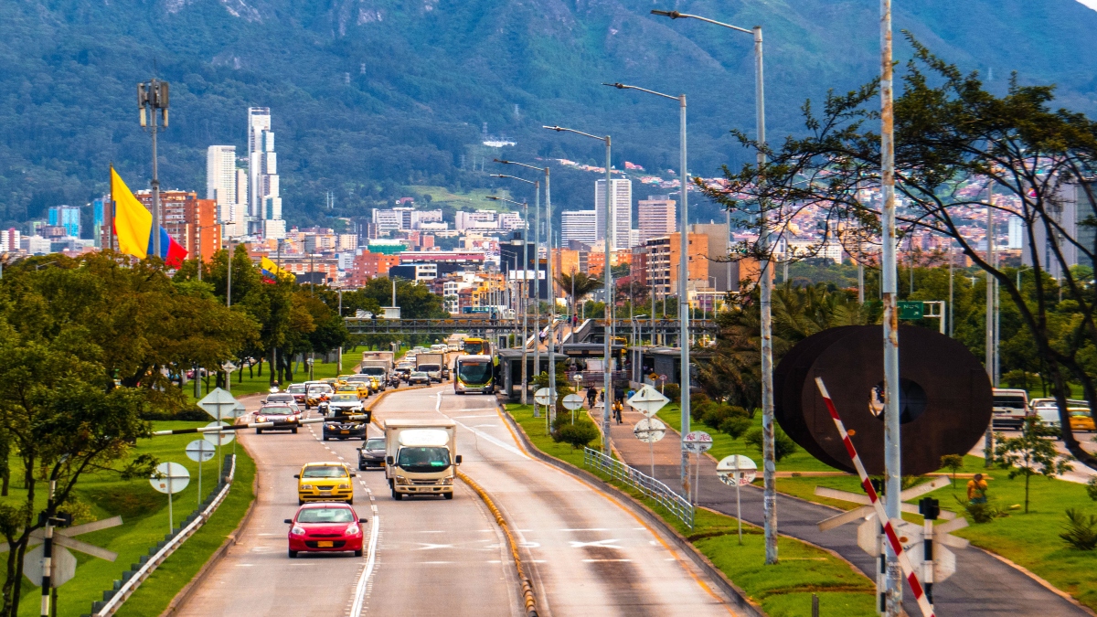 Por qué matricular el carro fuera de Bogotá - Getty Images