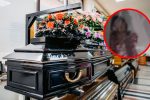 VIDEO: Aterrador momento; una mujer habría abierto los ojos en su funeral