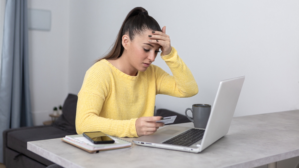 ¡Pilas! nueva estafa en WhatsApp: circula un mensaje del falso ‘Bono Mujer’