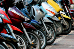 Motos parqueadas en la ciudad (Créditos: Getty Images)