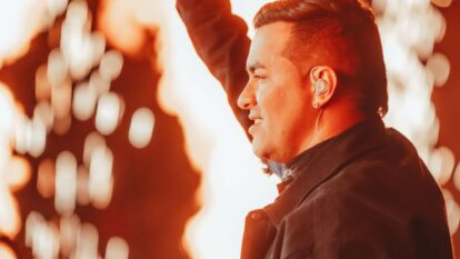 Pantallas Yeison Jiménez