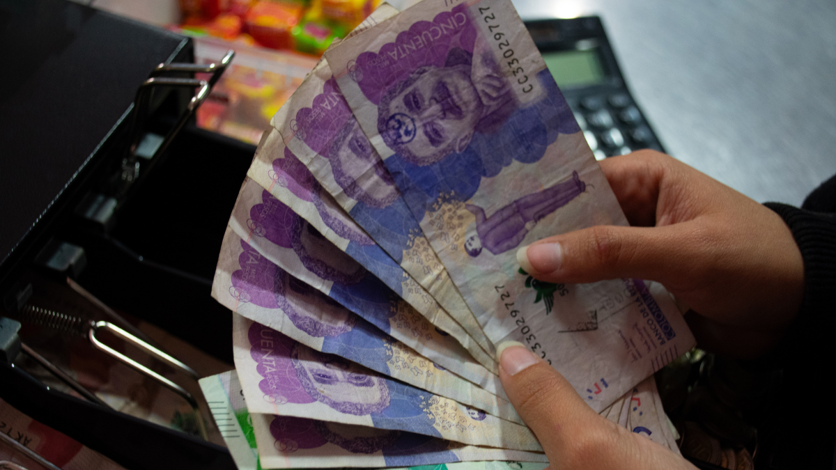 Dinero en Colombia | Getty Images