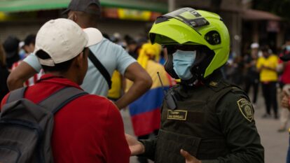 Multa por no identificarse